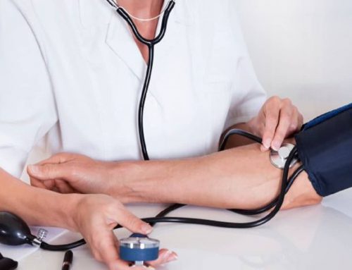 ဘာကြောင့် လက်နှစ်ဖက်စလုံးမှာ သွေးပေါင်ချိန်( blood pressure ) တိုင်းတာသင့်တာလဲ ?